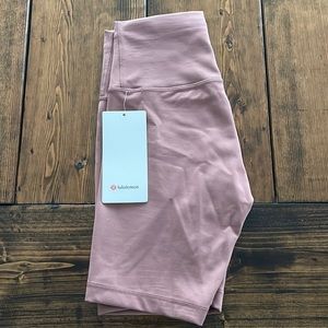 NWT Lululemon Wunder Train HR Short 8” Bike Short